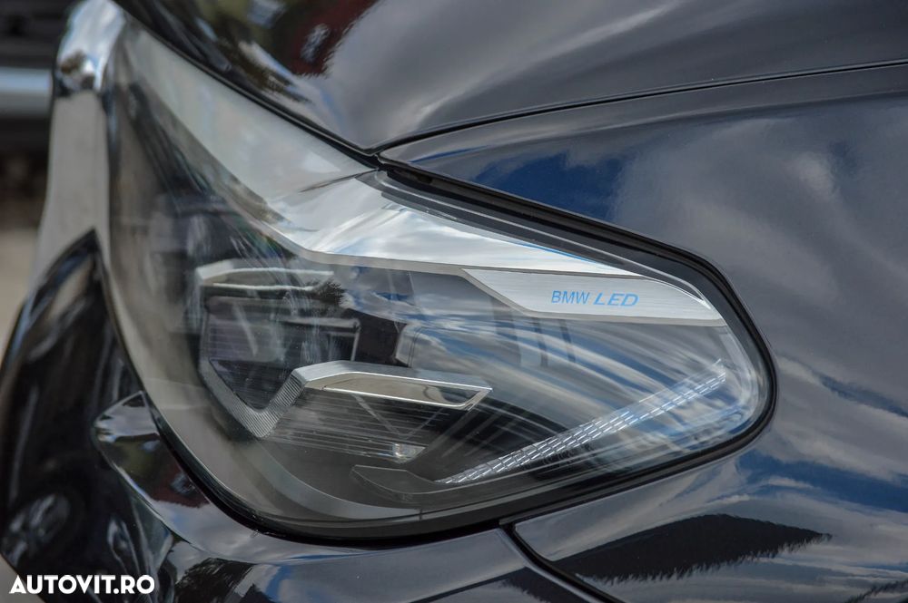 BMW Seria 5 520e Aut. Luxury Line - 34