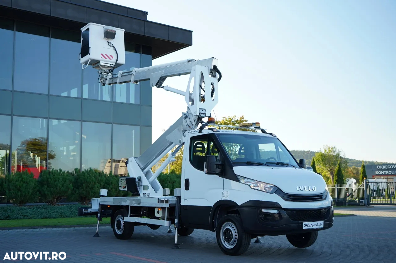 Iveco DAILY 35-120 / RIDICARE 20 METRI / 4 STABILIZATOARE / MANUALĂ / 2017 - 3