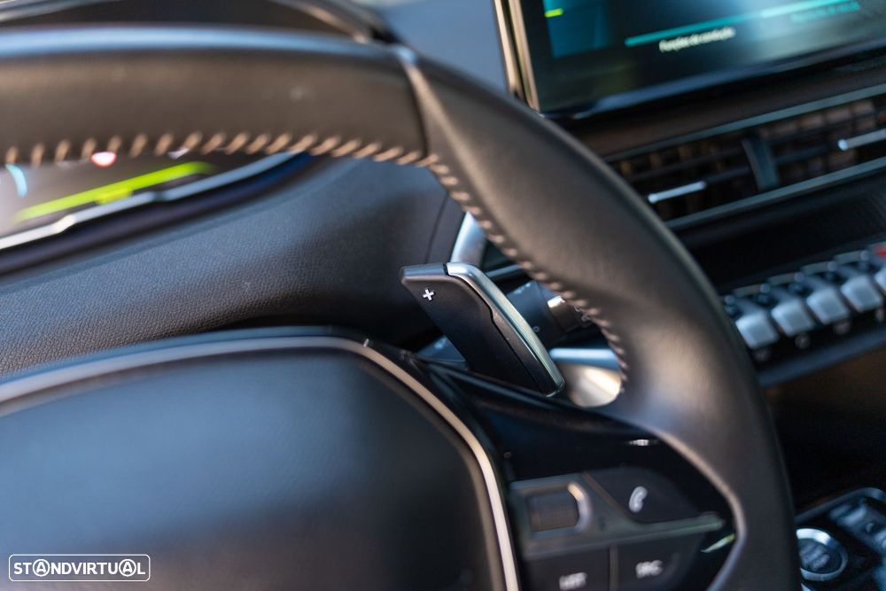 Peugeot 3008 1.6 Hybrid Allure e-EAT8 - 23