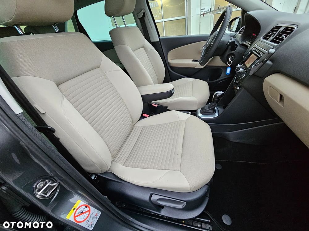 Volkswagen Polo 1.6 TDI DSG Highline - 14