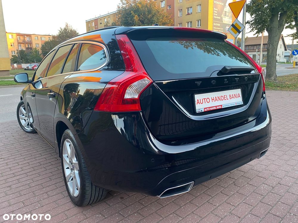 Volvo V60 D4 Drive-E Ocean Race - 17