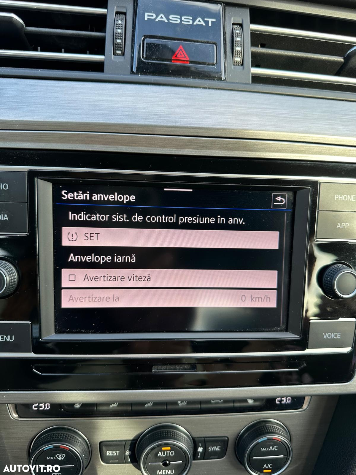 Volkswagen Passat - 20