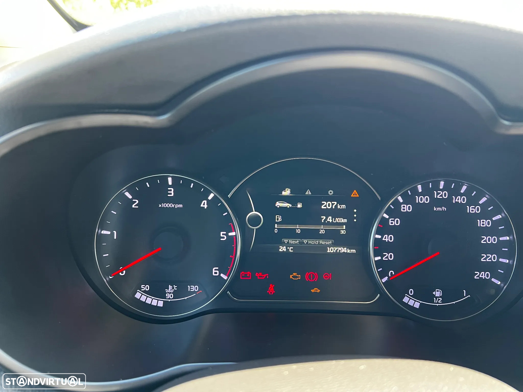 Kia Carens 1.7 CRDi ISG TX - 18