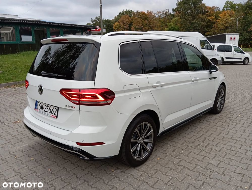 Volkswagen Touran 2.0 TDI BMT Highline DSG - 9