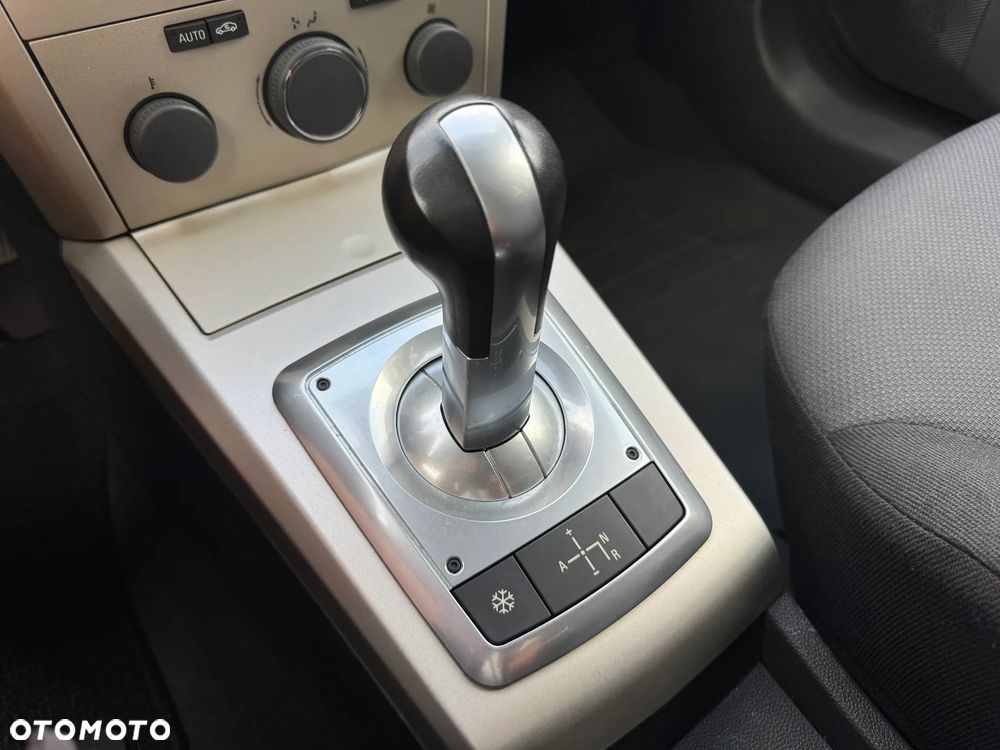 Opel Astra 1.4 Cosmo Easytronic - 23
