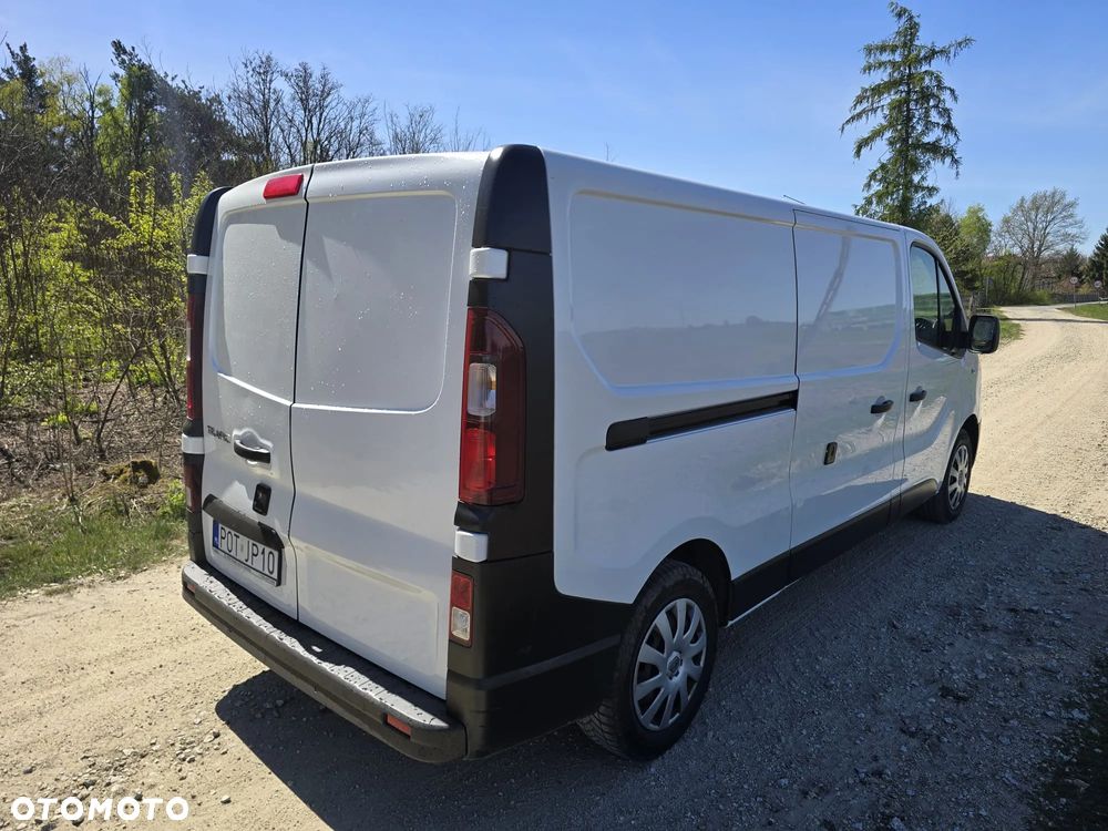 Renault Trafic - 11
