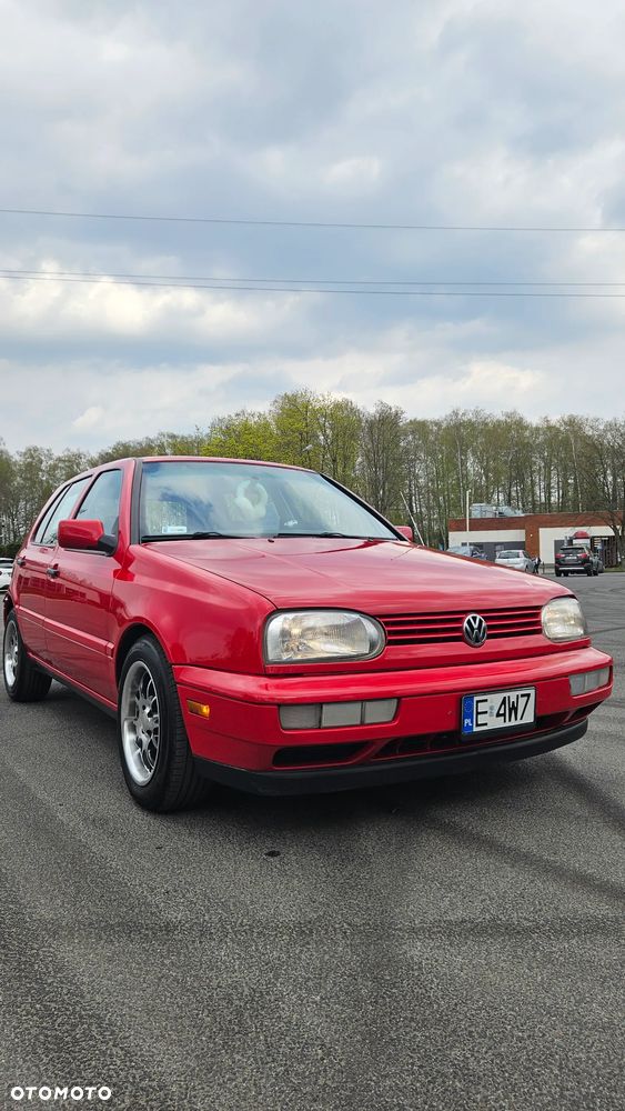 Volkswagen Golf 1.8 - 1