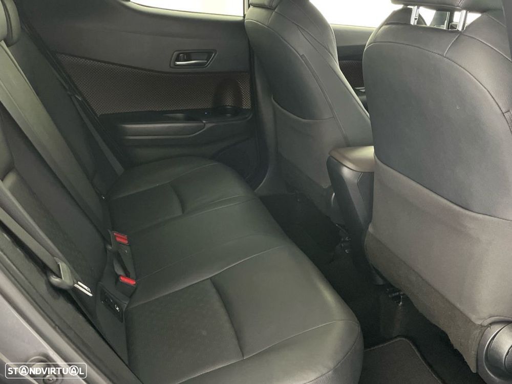 Toyota C-HR 1.8 HSD Exclusive+P.Luxury - 24