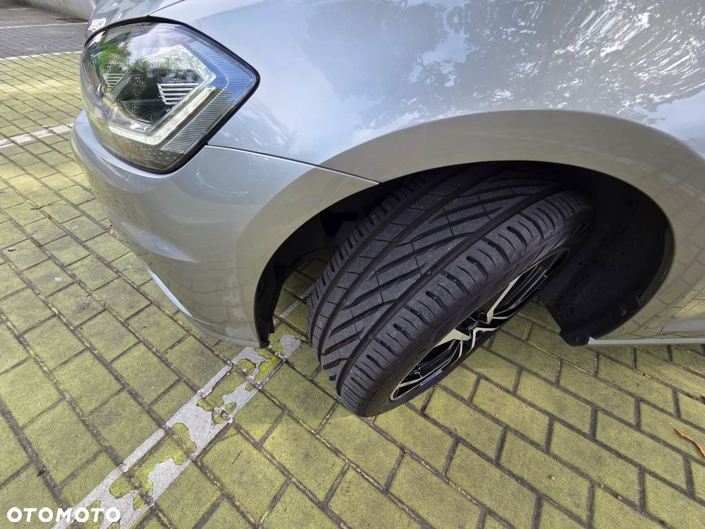 Volkswagen Golf 1.4 TSI BMT Comfortline - 20