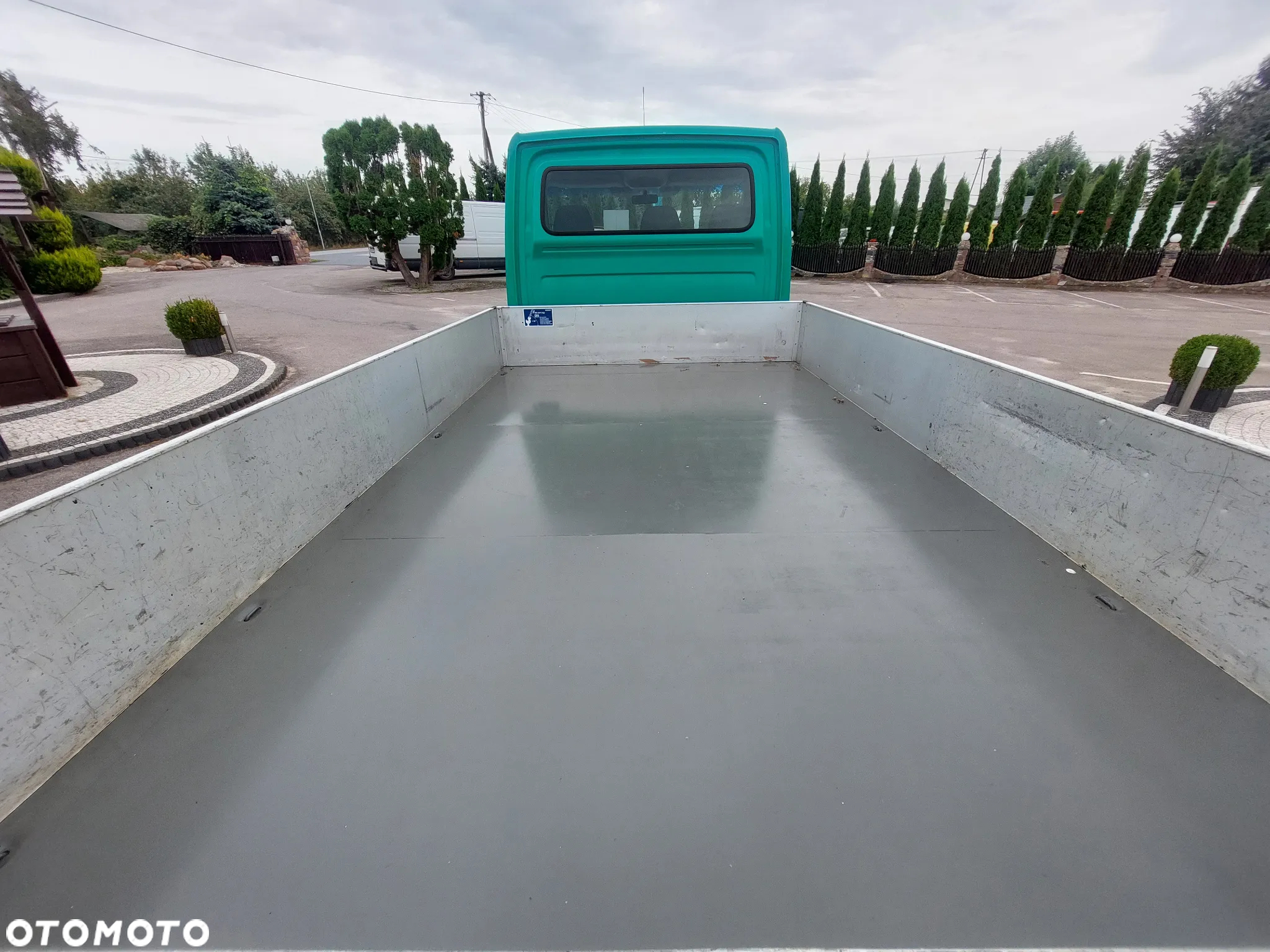 Mercedes-Benz Sprinter - 16