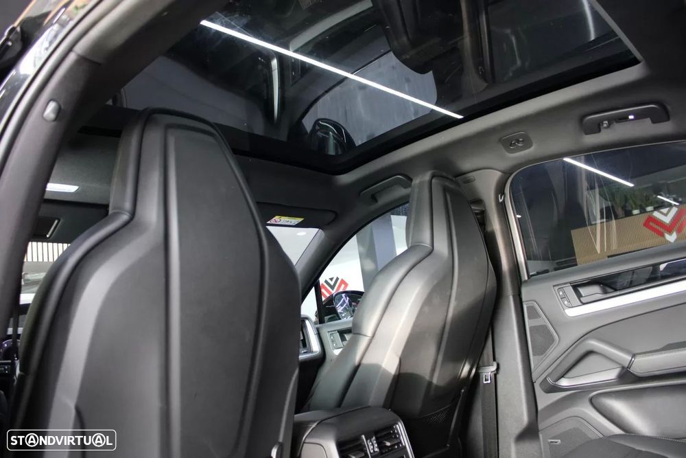 Porsche Cayenne Coupé E-Hybrid - 38