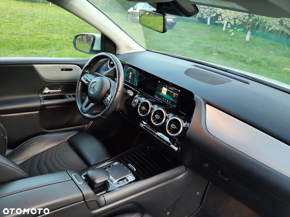 Mercedes-Benz Klasa B 180 d Style 7G-DCT - 8