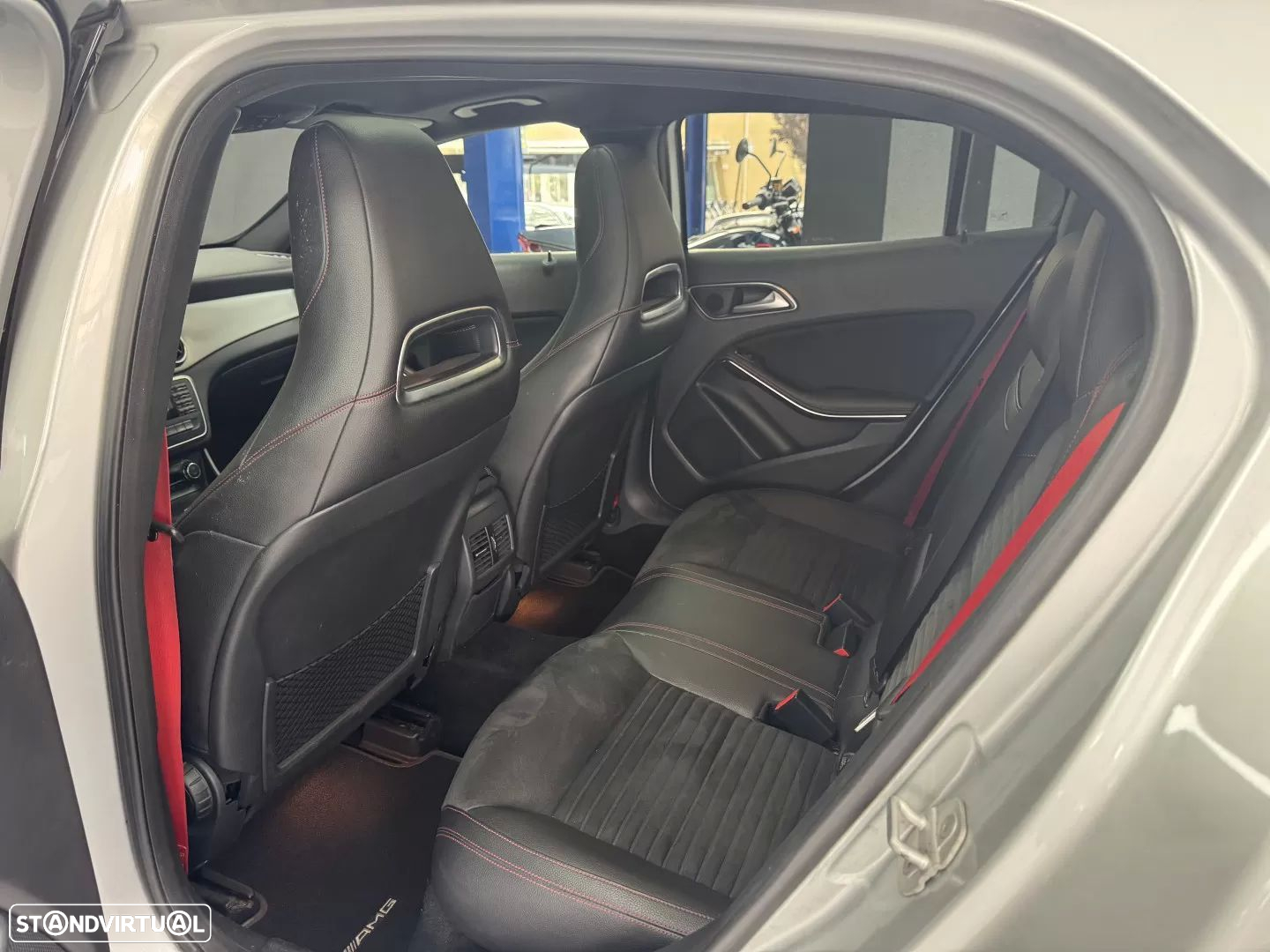 Mercedes-Benz GLA 45 AMG 4-Matic - 15