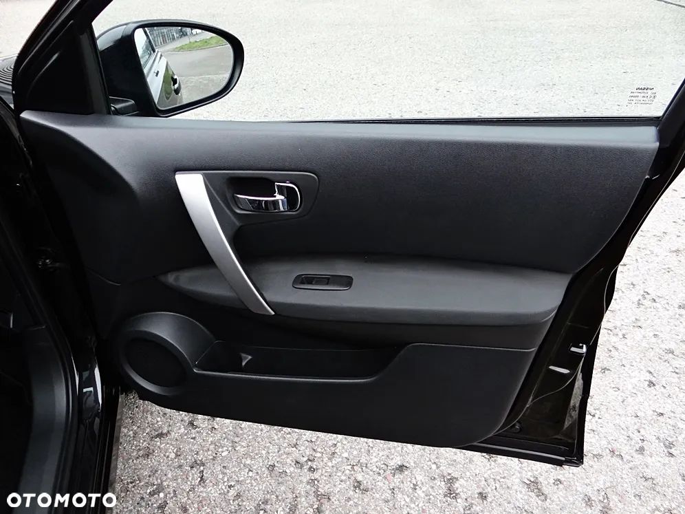 Nissan Qashqai+2 2.0 Tekna - 25