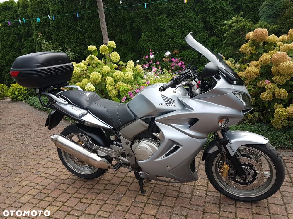Honda CBF