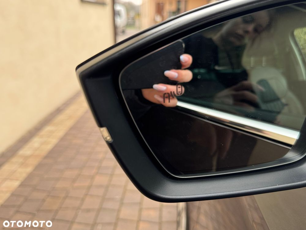 Skoda Superb 2.0 TDI 4x4 DSG L&K - 19