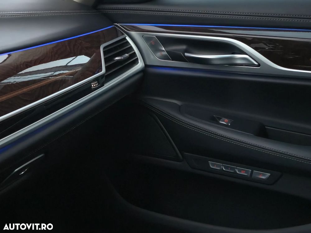 BMW Seria 7 740Le iPerformance - 21