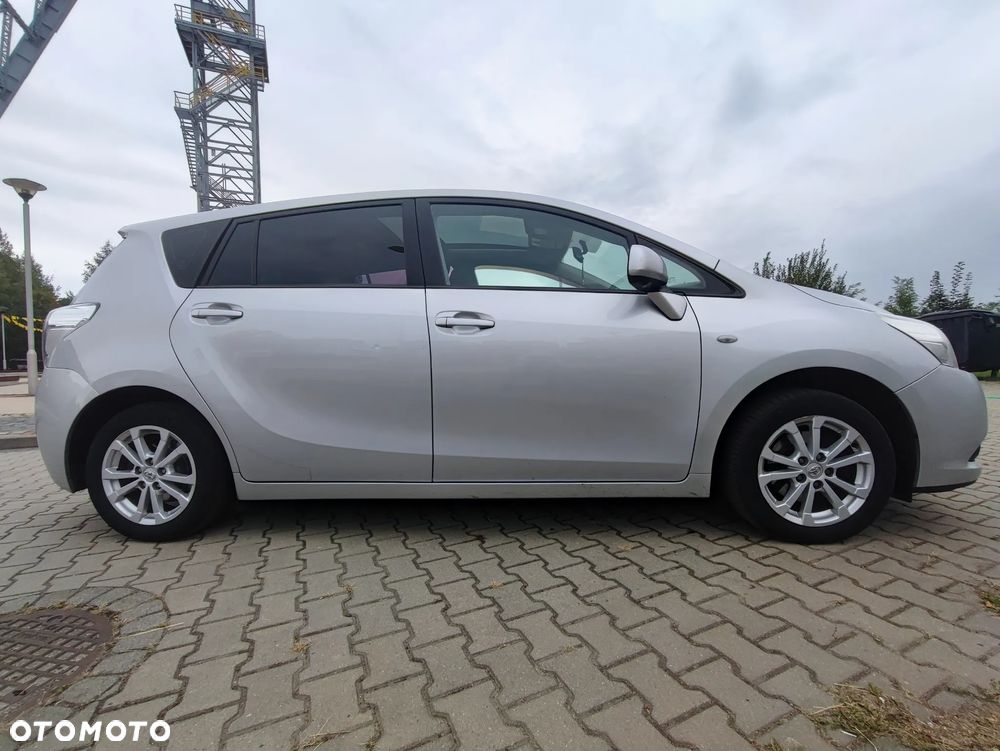 Toyota Verso - 1