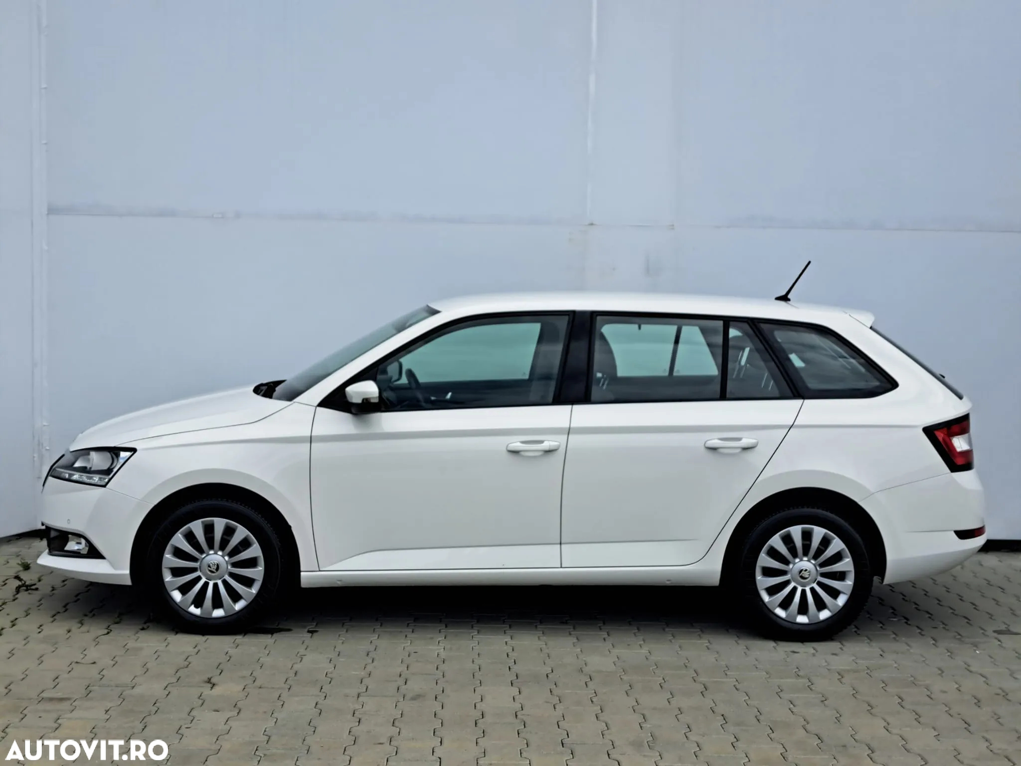 Skoda Fabia - 8