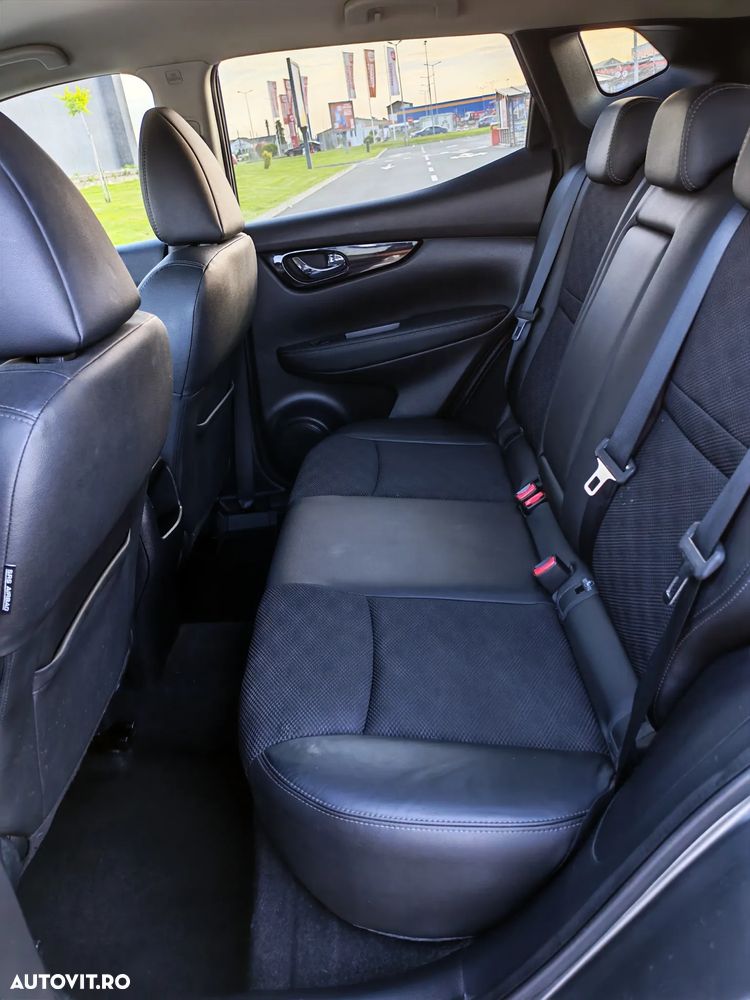 Nissan Qashqai 1.6 DCI Start/Stop X-TRONIC Tekna - 8