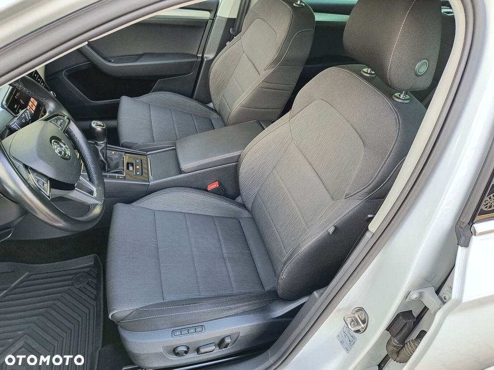 Skoda Superb 2.0 TDI Ambition - 13
