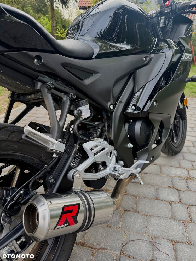 Yamaha YZF - 7