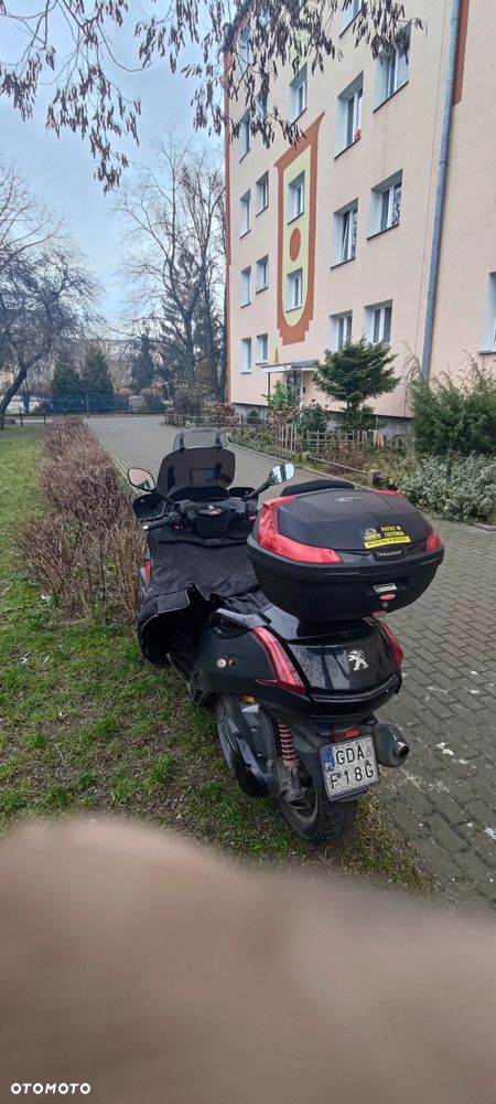 Peugeot Metropolis - 3