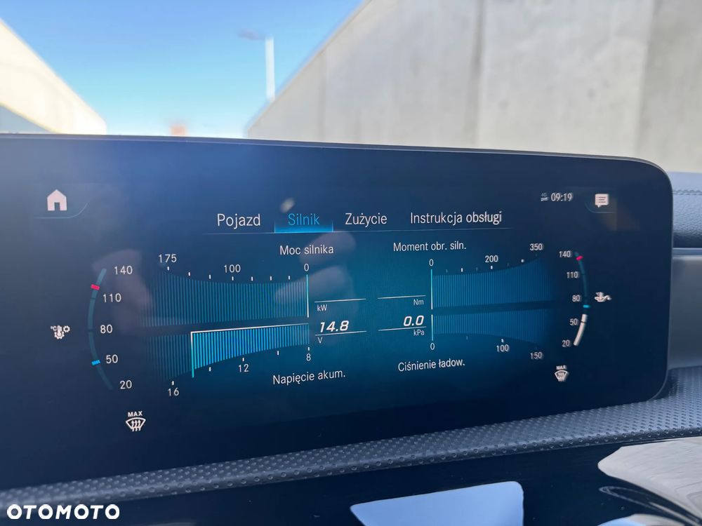 Mercedes-Benz CLA 250 AMG Line 7G-DCT - 24