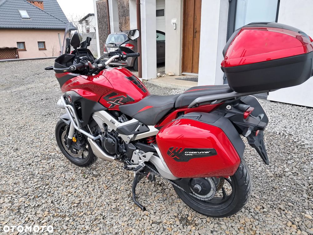 Honda VFR - 3