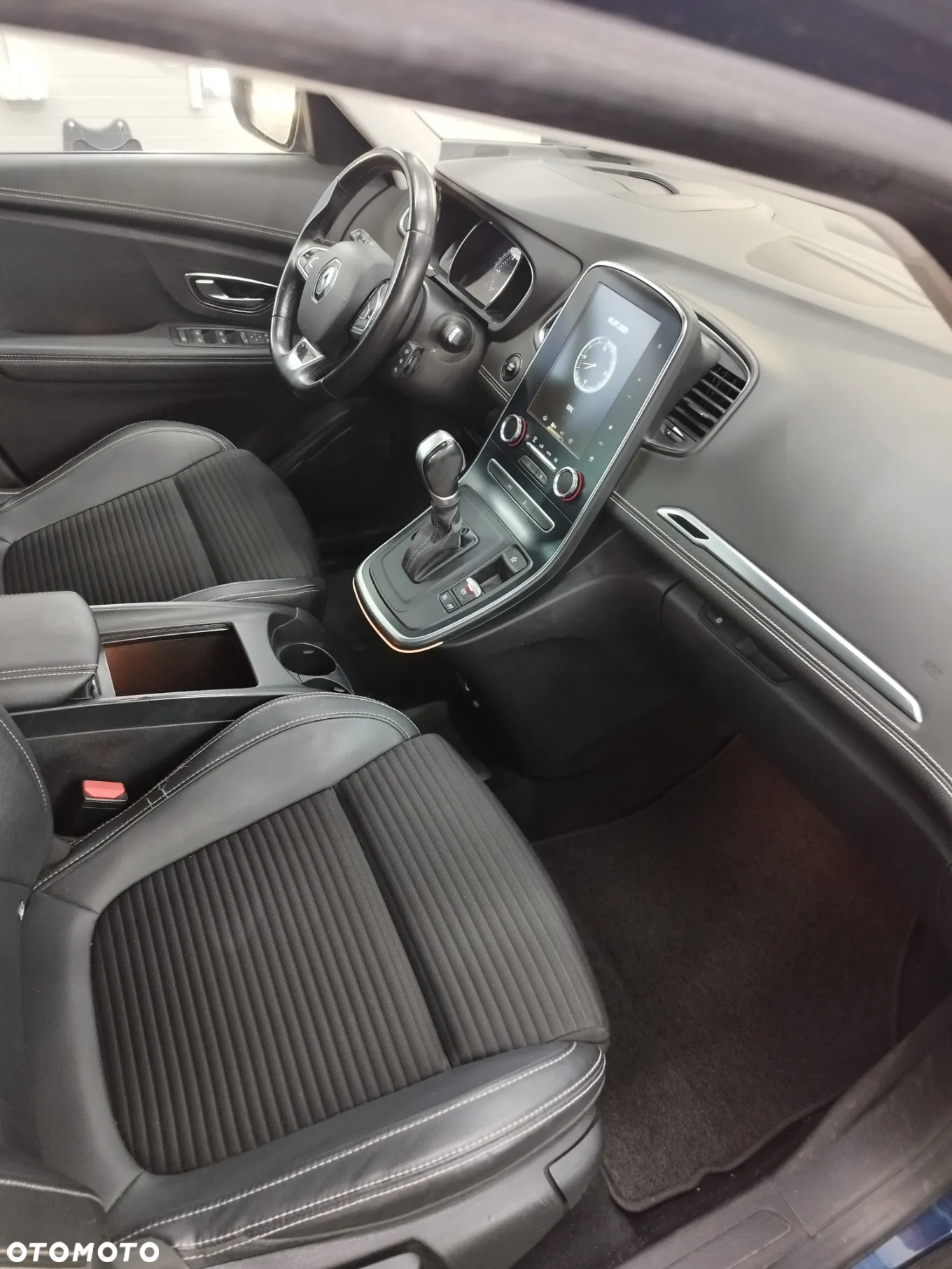 Renault Grand Scenic BLUE dCi 150 EDC BUSINESS EDITION - 33