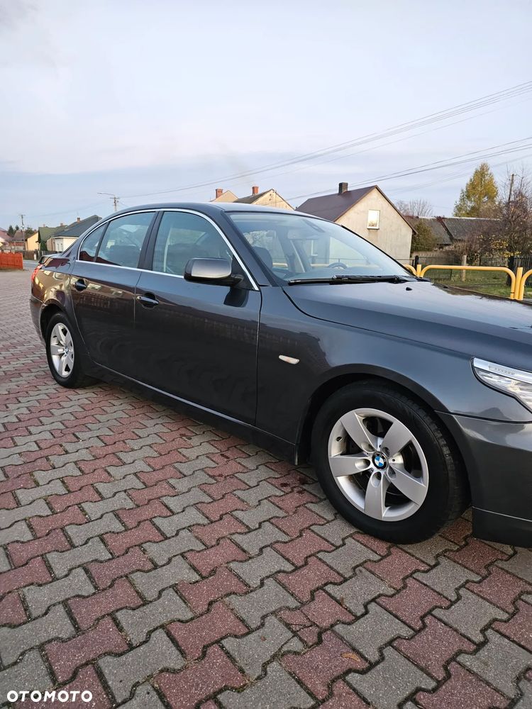 BMW Seria 5 520d Touring - 13