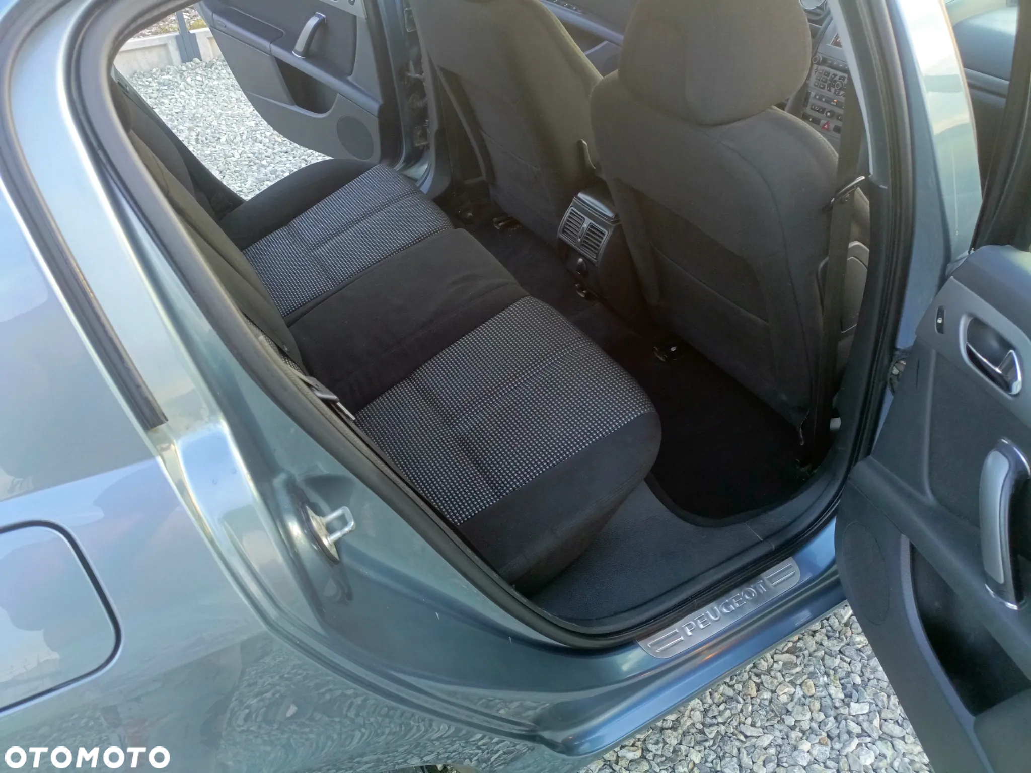 Peugeot 407 - 8