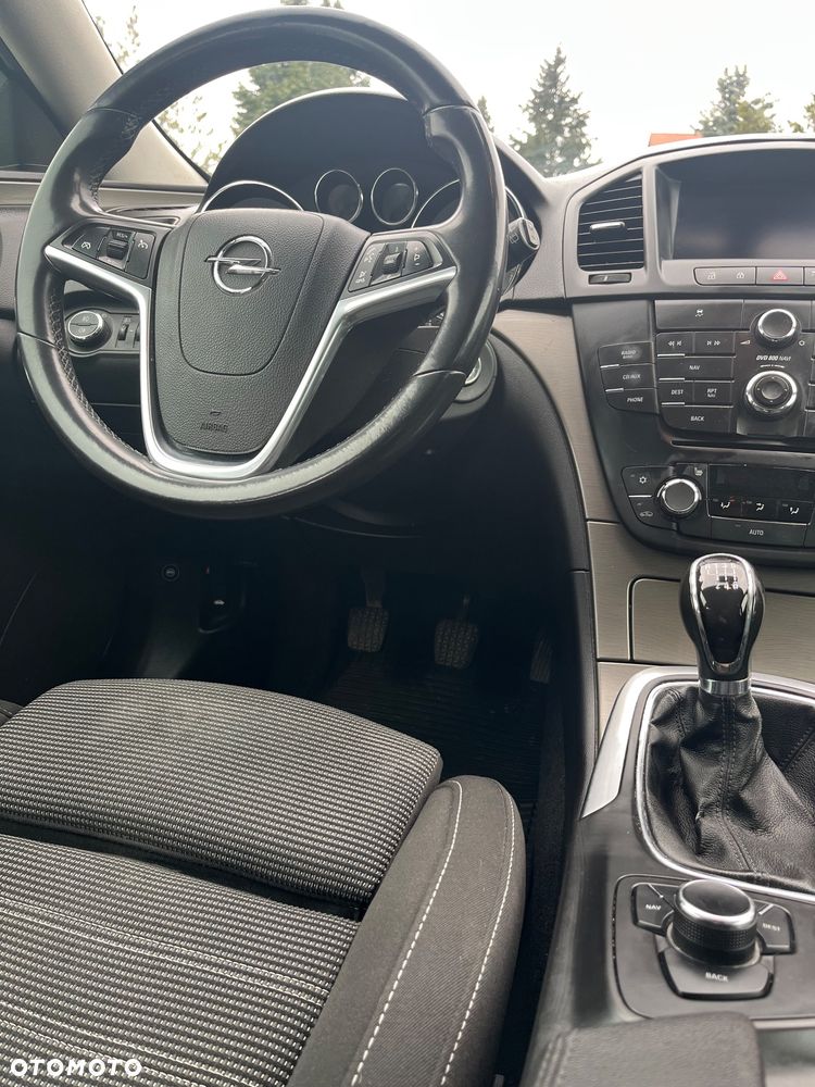 Opel Insignia - 8