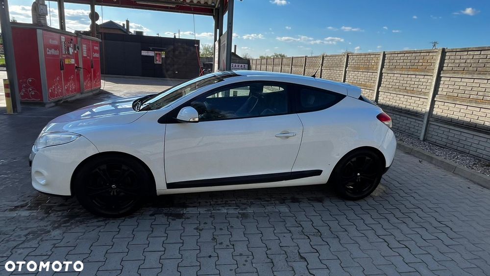 Renault Megane 1.6 Dynamique - 9