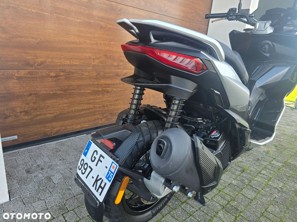 Aprilia SR - 16