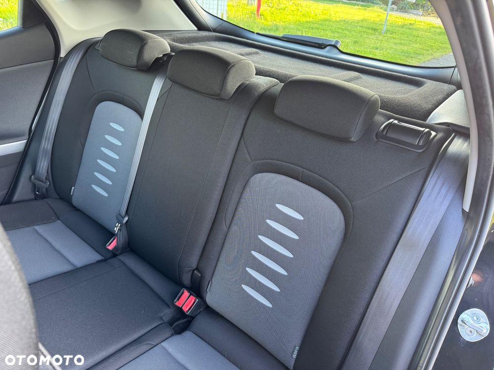 Kia Ceed - 20