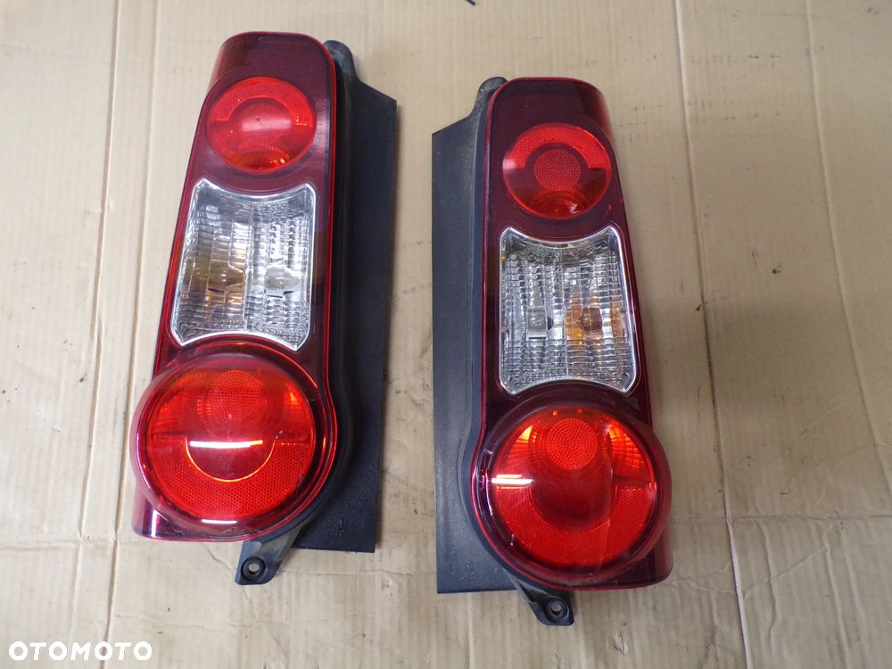 LAMPA PRAWY TYŁ CITROEN BERLINGO III - 1