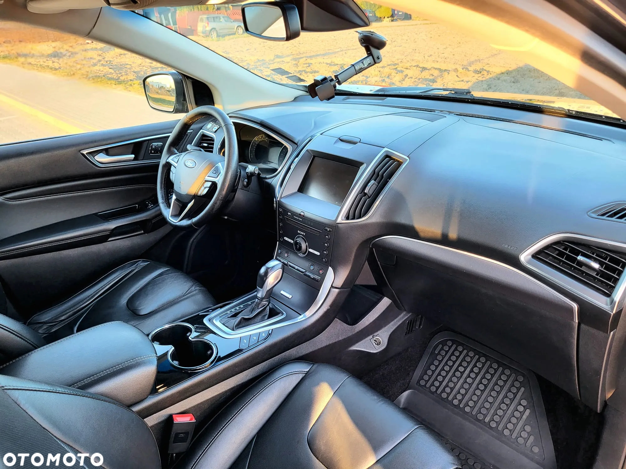 Ford Edge 2.0 TDCi Twin-Turbo 4WD Titanium - 24