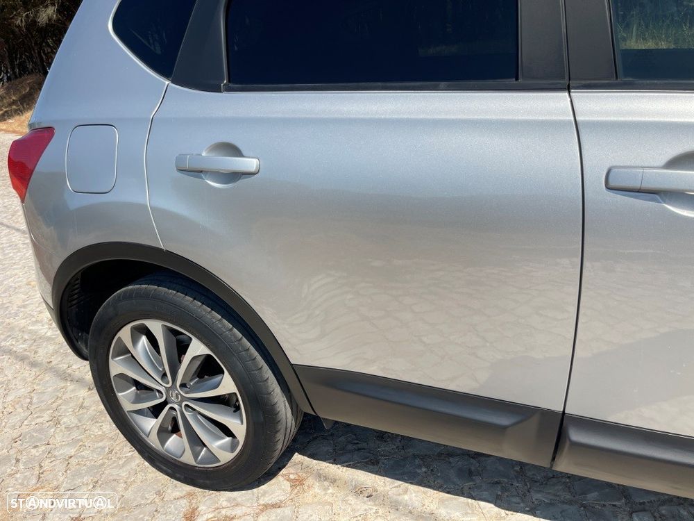 Nissan Qashqai 1.5 dCi Tekna Premium 17 - 18