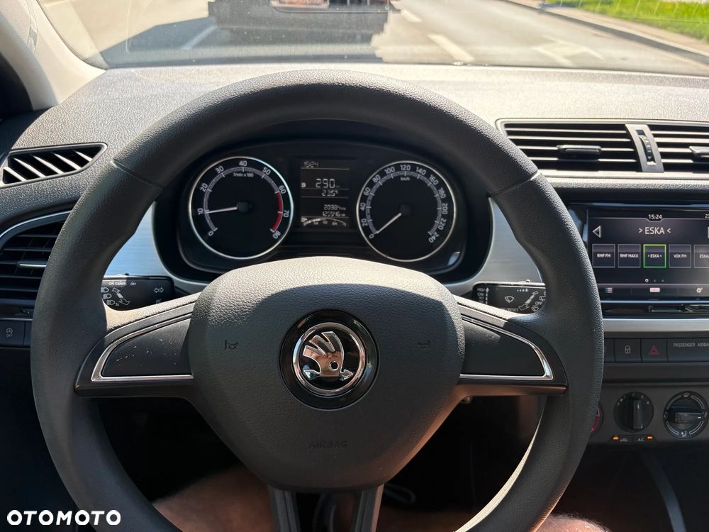 Skoda Fabia 1.0 TSI Ambition - 10