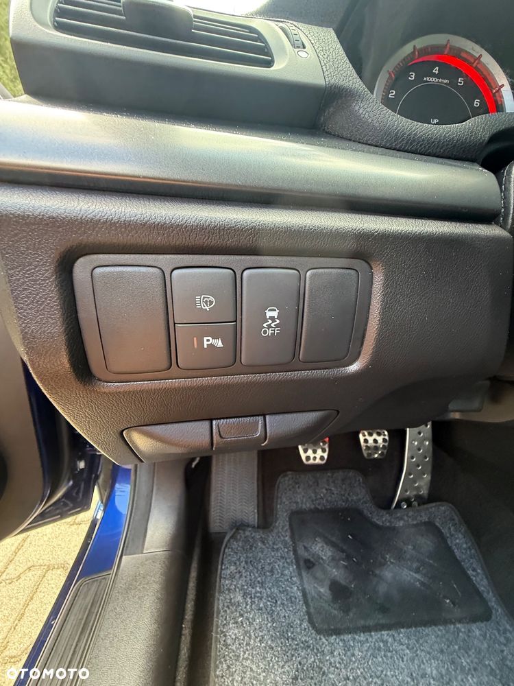 Honda Accord 2.2d Type-S Navi - 21