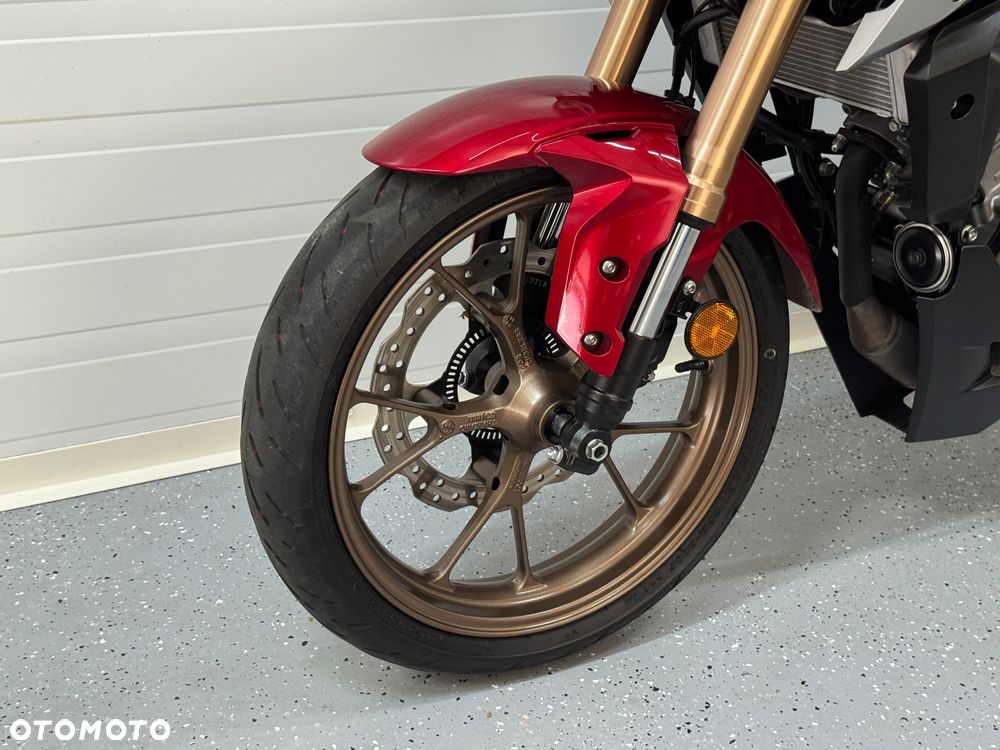 Honda CB - 20