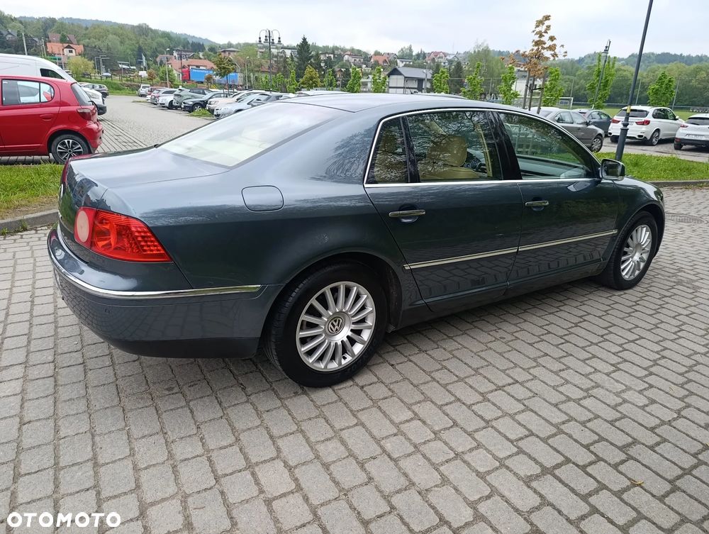 Volkswagen Phaeton - 7