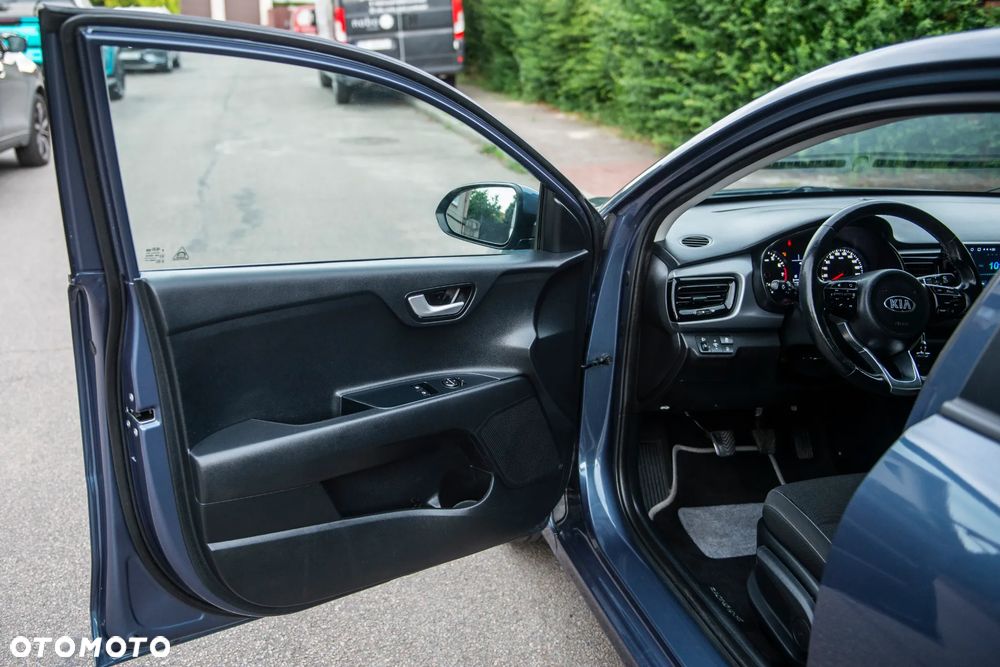 Kia Rio 1.2 Edition 7 - 17