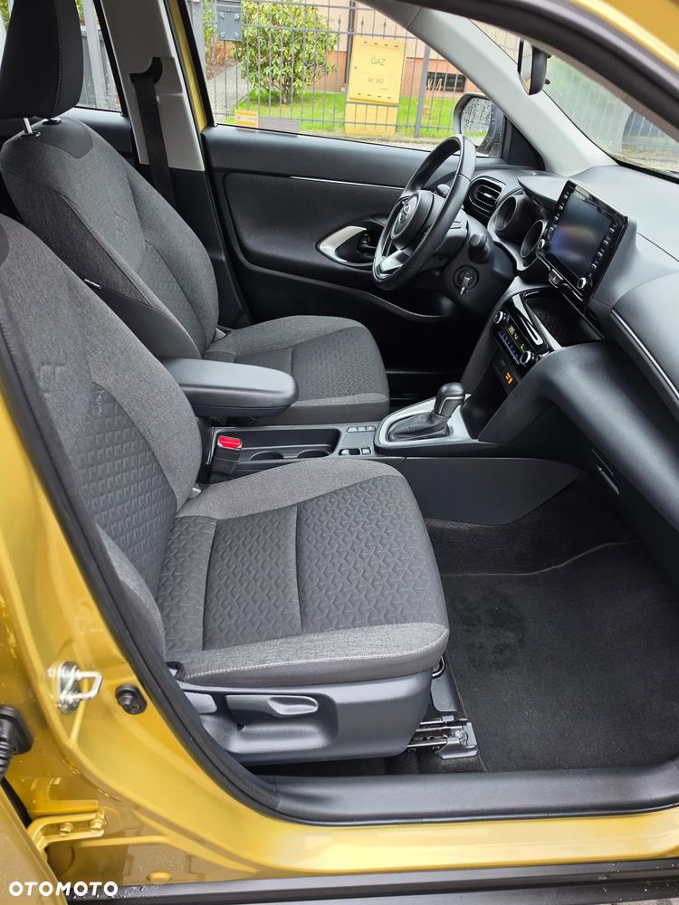 Toyota Yaris Cross Hybrid 1.5 Comfort - 16