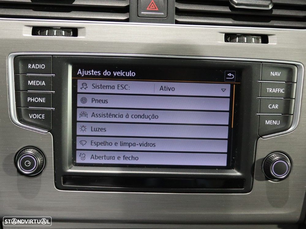 VW Golf 1.6 TDi BlueMotion Confortline - 29