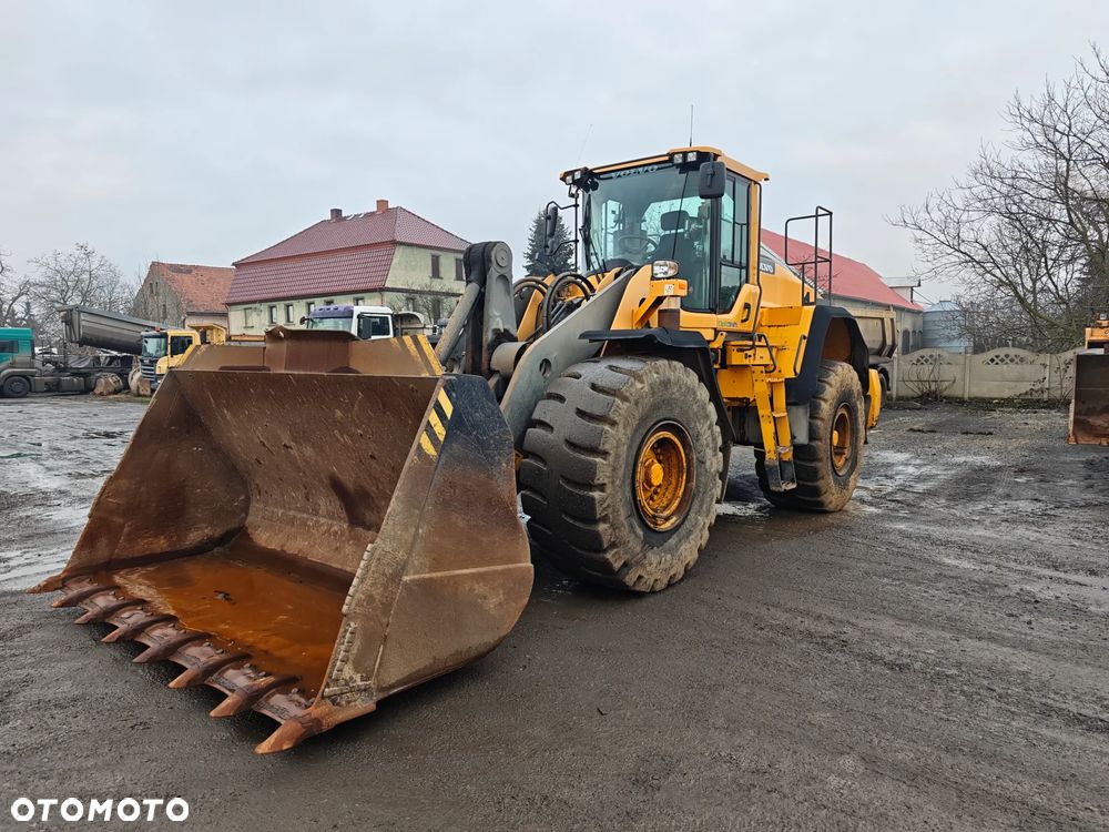 Volvo L180H - 8