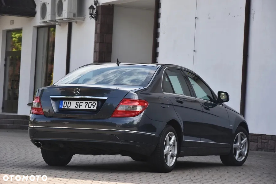 Mercedes-Benz Klasa C 200 T Kompressor Automatik Avantgarde - 9