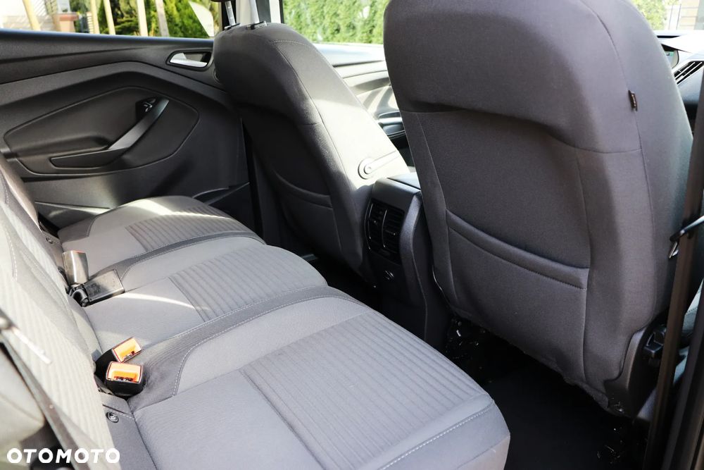 Ford C-MAX 1.5 TDCi Start-Stop-System Titanium - 22