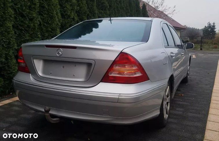 HAK HOLOWNICZY DO MERCEDES W203 S203 C-KLASA MODUŁ 7 PIN ADAPTER 7 NA 13 P - 8